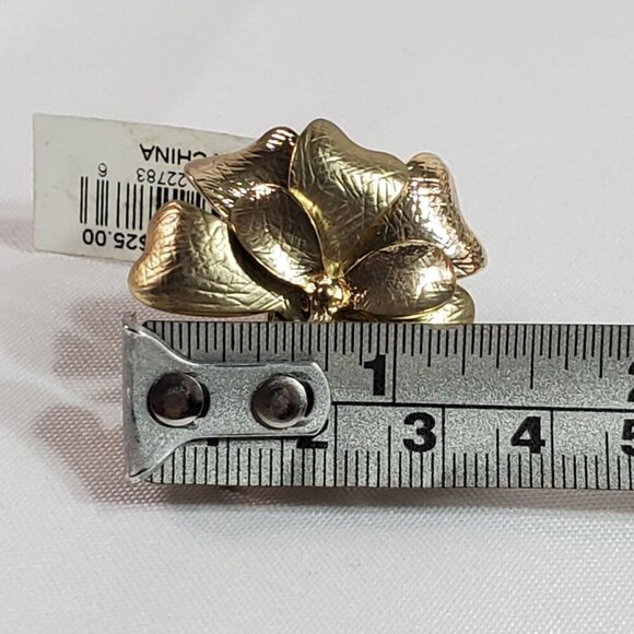 Gold Flower Adjustable Stretch Ring For Women NWT - Picture 3 of 10